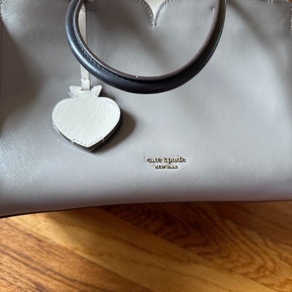 KATE SPADE tote or over shoulder bag. USED - Picture 4 of 4